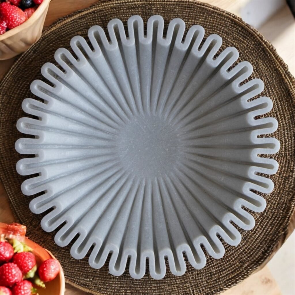 Marble Uril - Black Scalloped