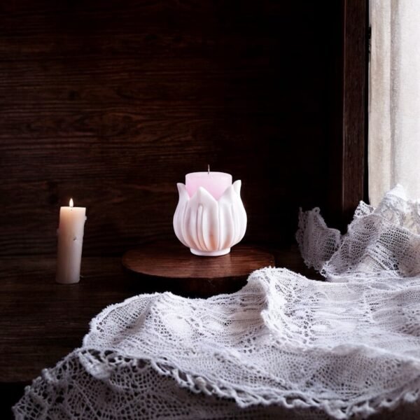 White Marble Lotus Candle Holders - Image 2